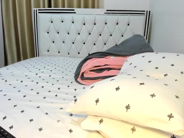 cute_gee43 Adult Chat August 29, 2026