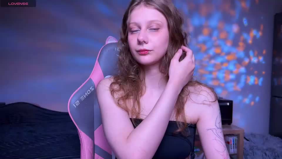 l1ttlekiki Adult Chat August 30, 2026