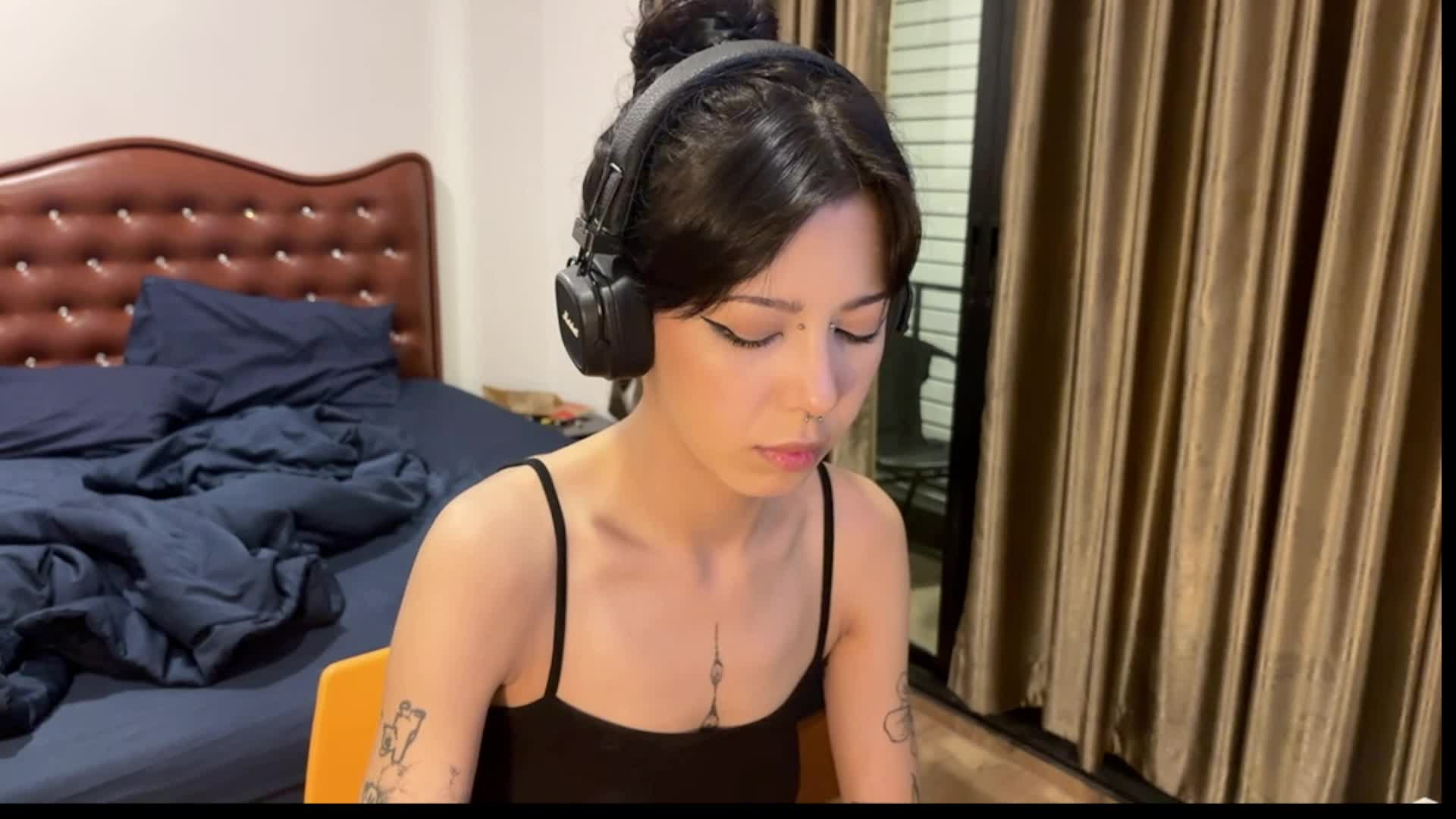 wavy_nights Adult Chat August 29, 2026
