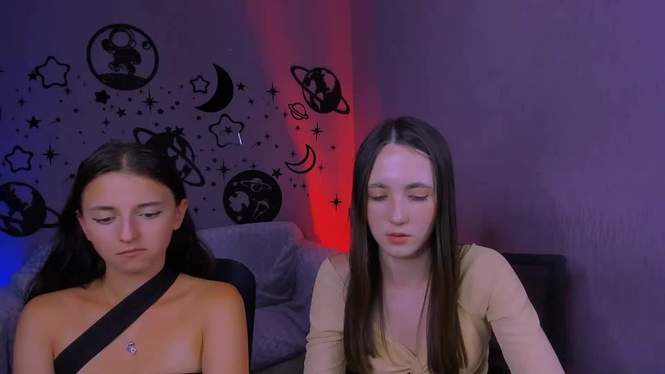 caroline_honeyy Adult Chat August 30, 2026