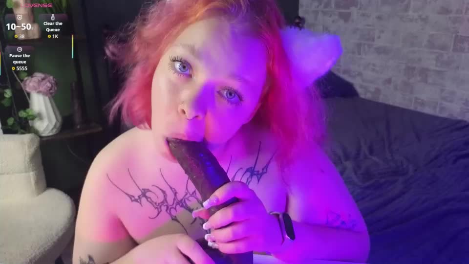 sharon_coxxx Adult Chat August 30, 2026