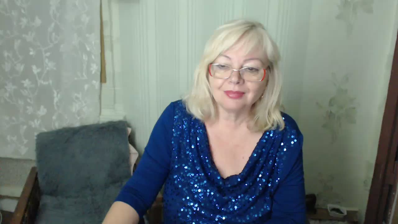 EvelynLoveShy Adult Chat August 30, 2026