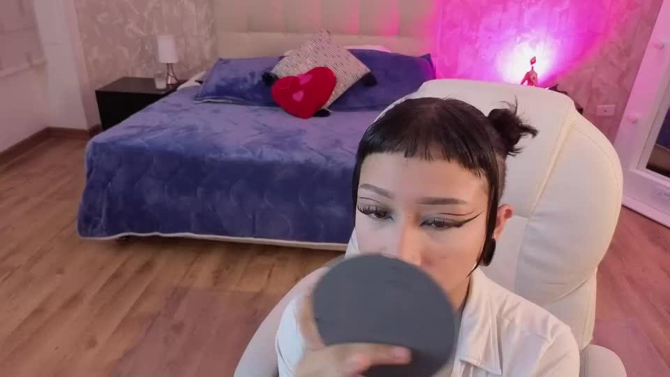 mia_bloom2 Adult Chat August 30, 2026