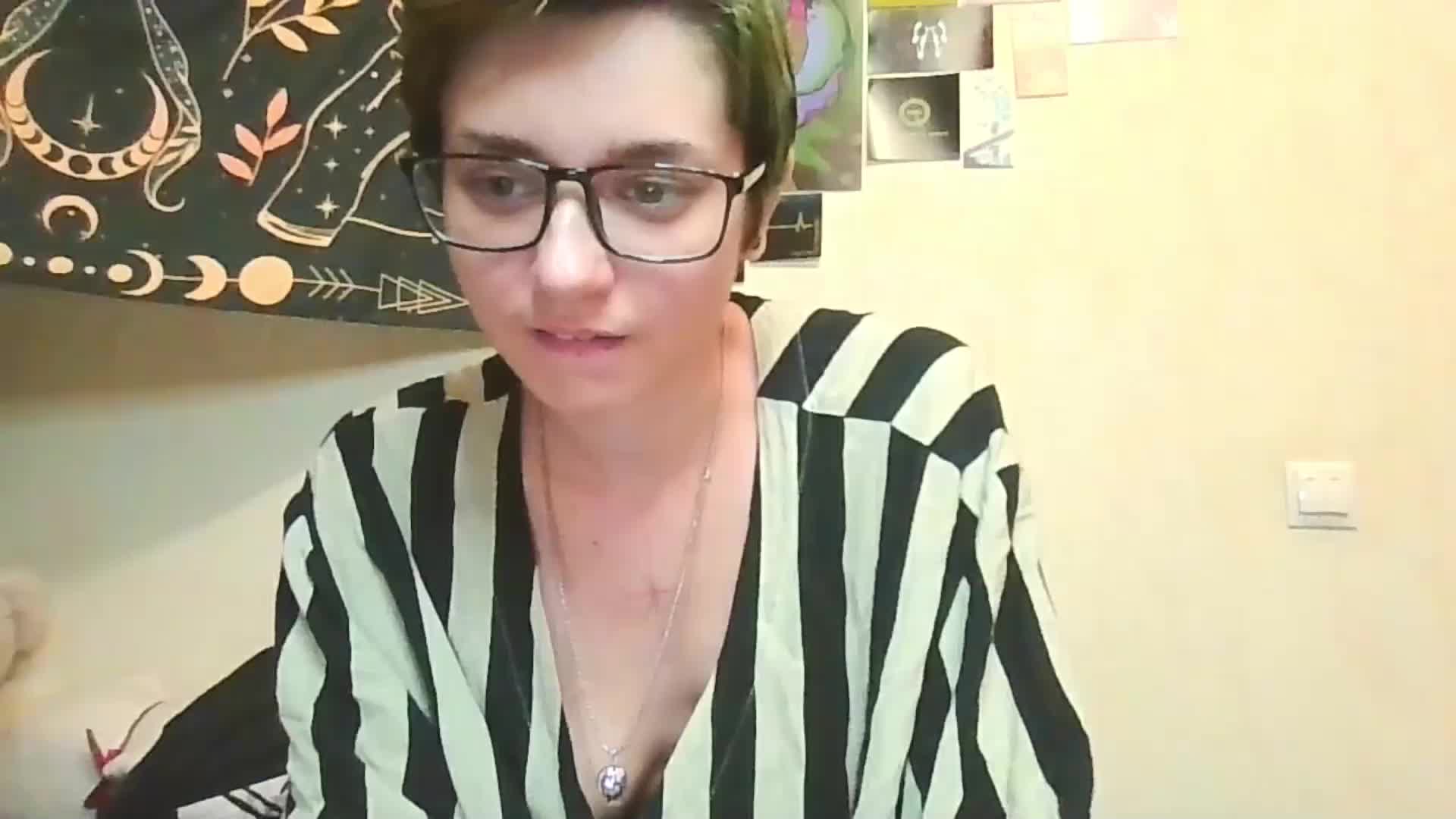 uwu-emmy Adult Chat August 30, 2026