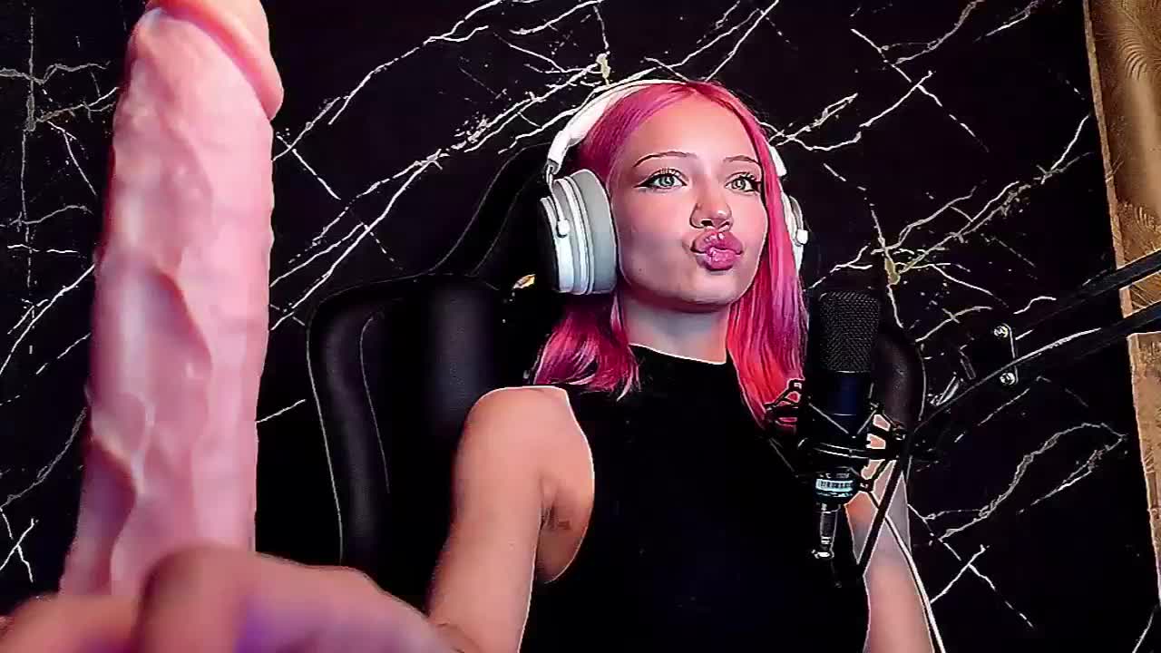 Molodaya Adult Chat August 30, 2026