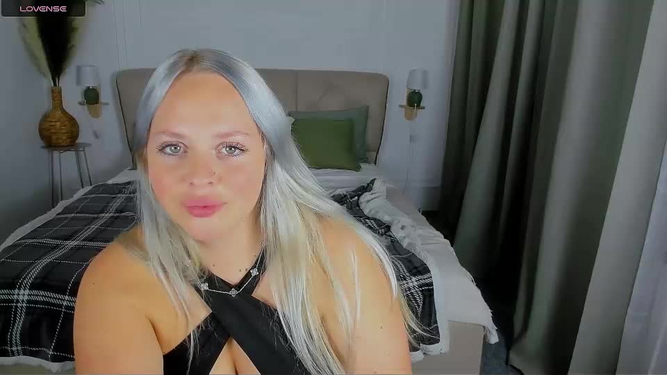 blondini_ Adult Chat August 31, 2026