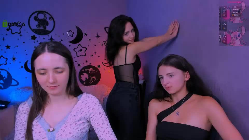 caroline_honeyy Adult Chat August 31, 2026