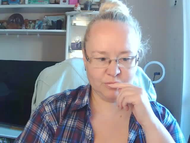 Viola27 Adult Chat August 31, 2026