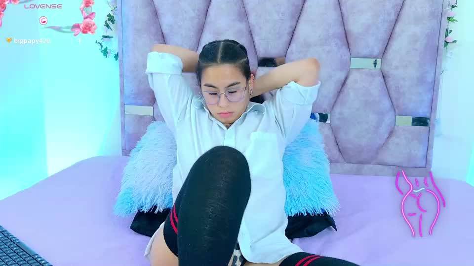iris_mandarinne Adult Chat August 31, 2026