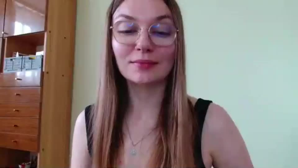 ellyxtasty Adult Chat August 31, 2026