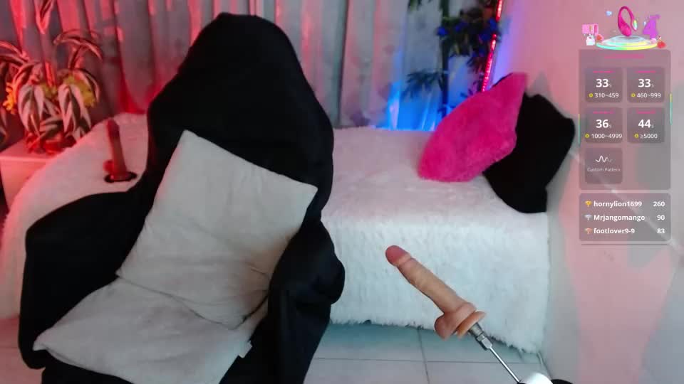 lonely_shewolf Adult Chat August 30, 2026