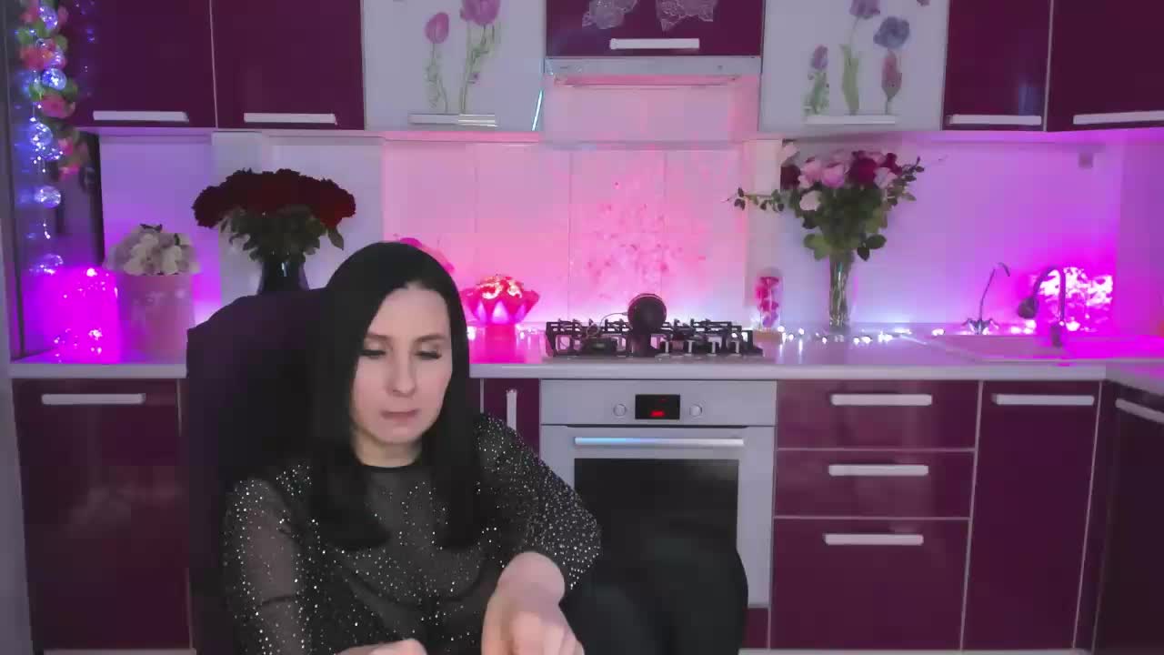 Olivija2020 Adult Chat August 31, 2026