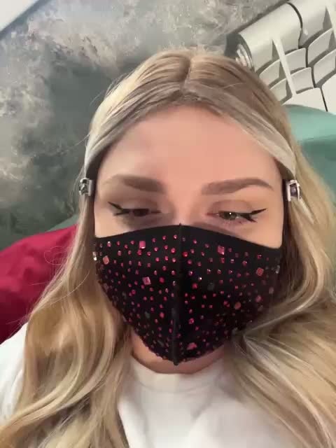 linaaaz Adult Chat August 31, 2026