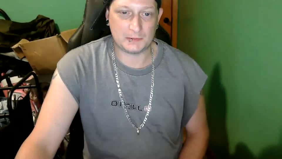 edwardaims_2please Adult Chat August 31, 2026