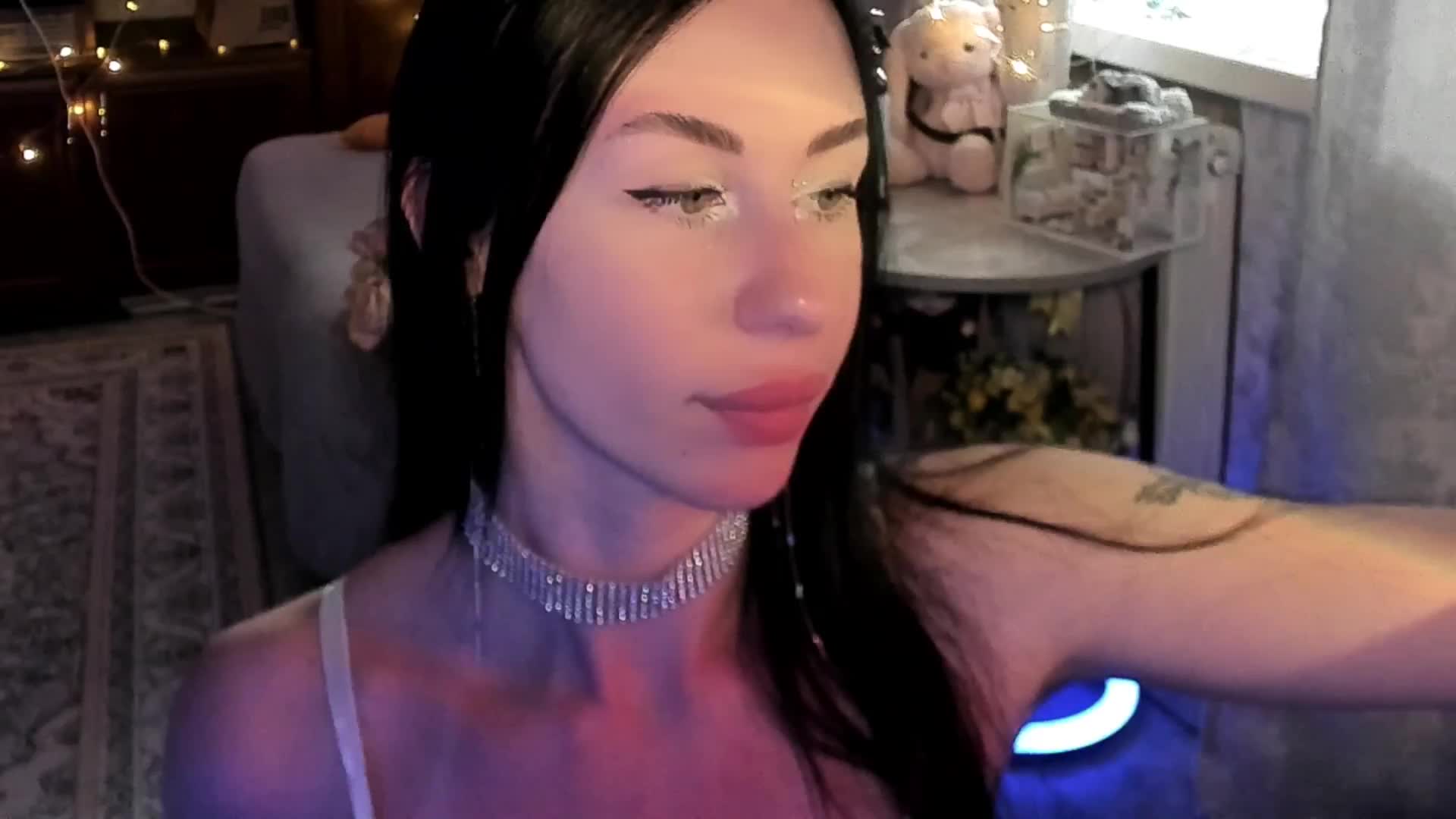 elenaaddiction Adult Chat August 31, 2026