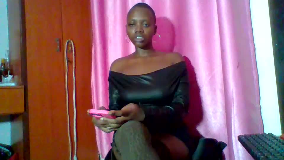 pinkdomina01 Adult Chat August 31, 2026
