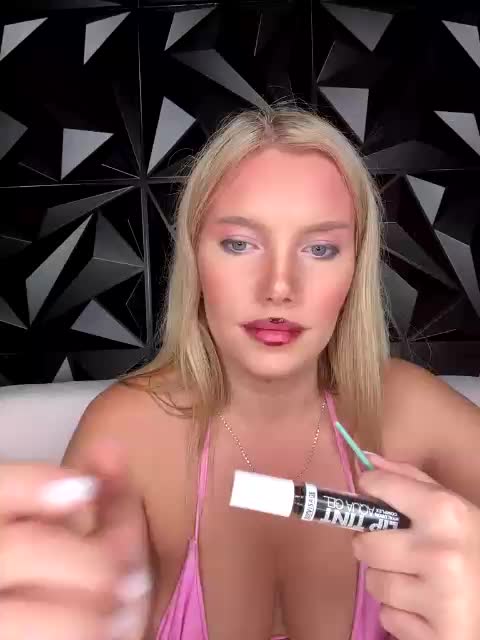 LYALYAtop Adult Chat August 31, 2026