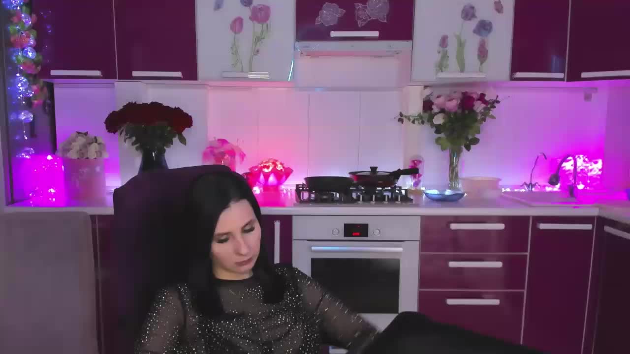 Olivija2020 Adult Chat August 31, 2026