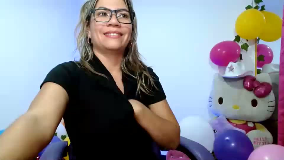 hot_sexy_bunny Adult Chat August 31, 2026