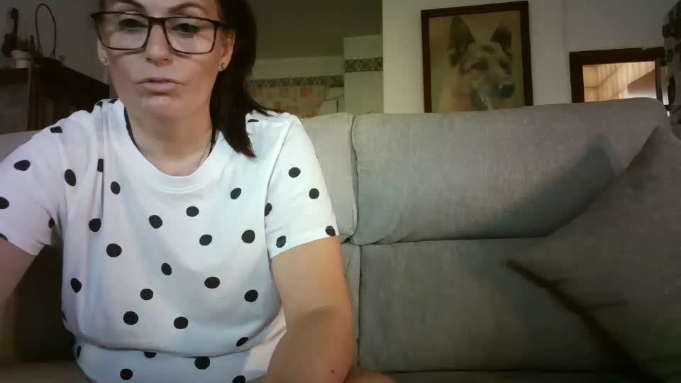 lolahueso Adult Chat August 31, 2026