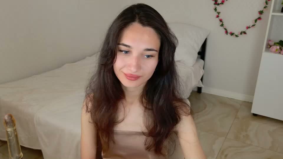 eleonoraa_sun Adult Chat September 1, 2026