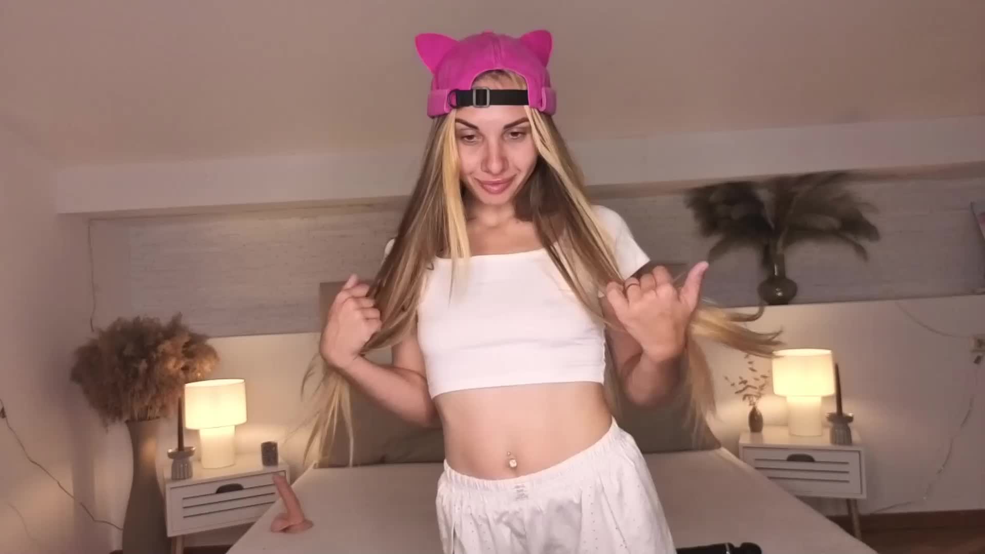 MissAmeliia Adult Chat September 1, 2026