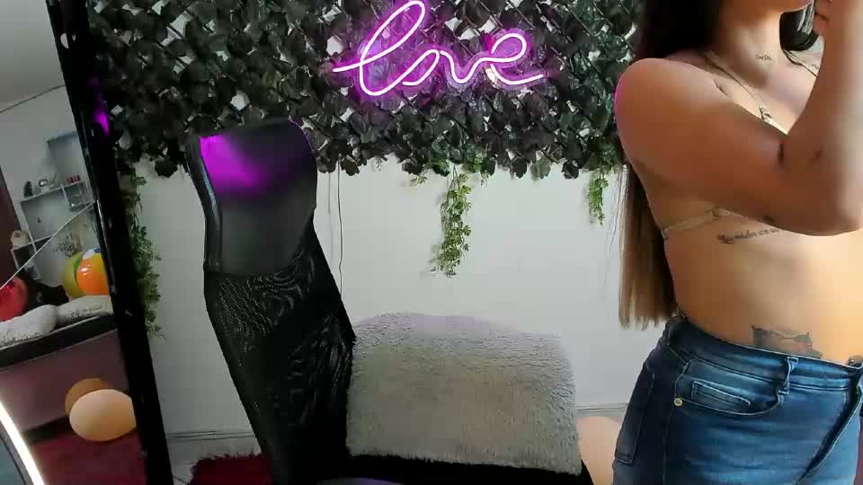 destinyhills_ Adult Chat August 31, 2026