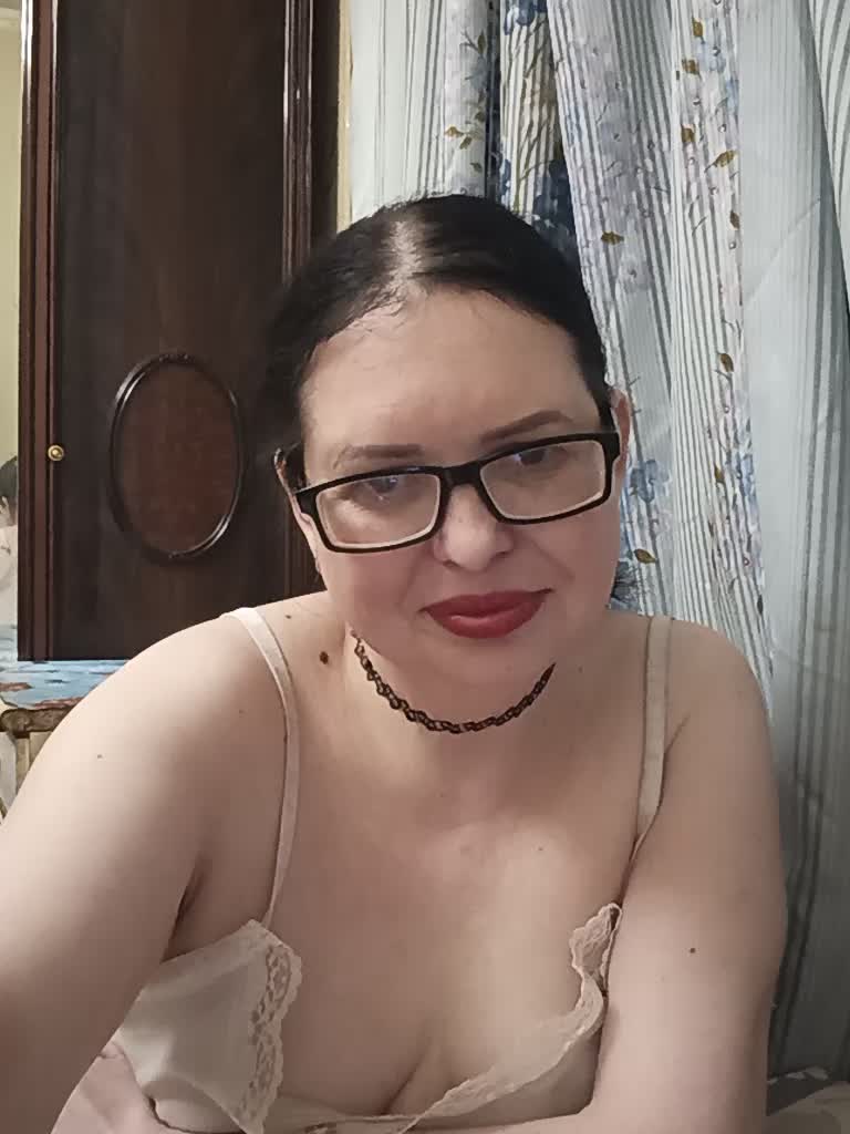 Anna-Gold3 Adult Chat September 1, 2026