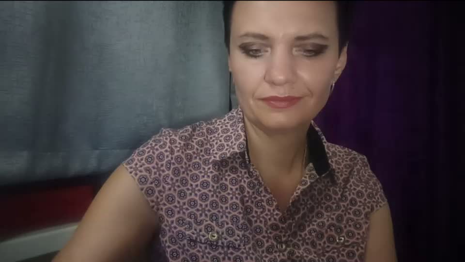 hotmamaqueen234 Adult Chat September 1, 2026