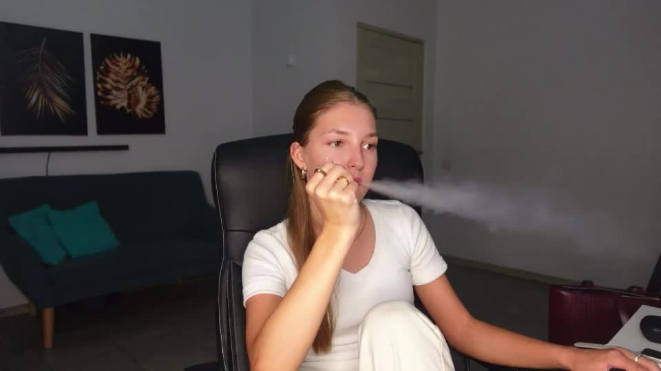 agelina_summer Adult Chat September 1, 2026