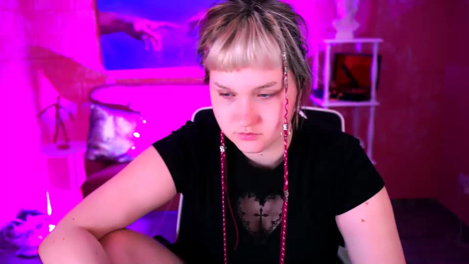 violettwoods Adult Chat September 1, 2026
