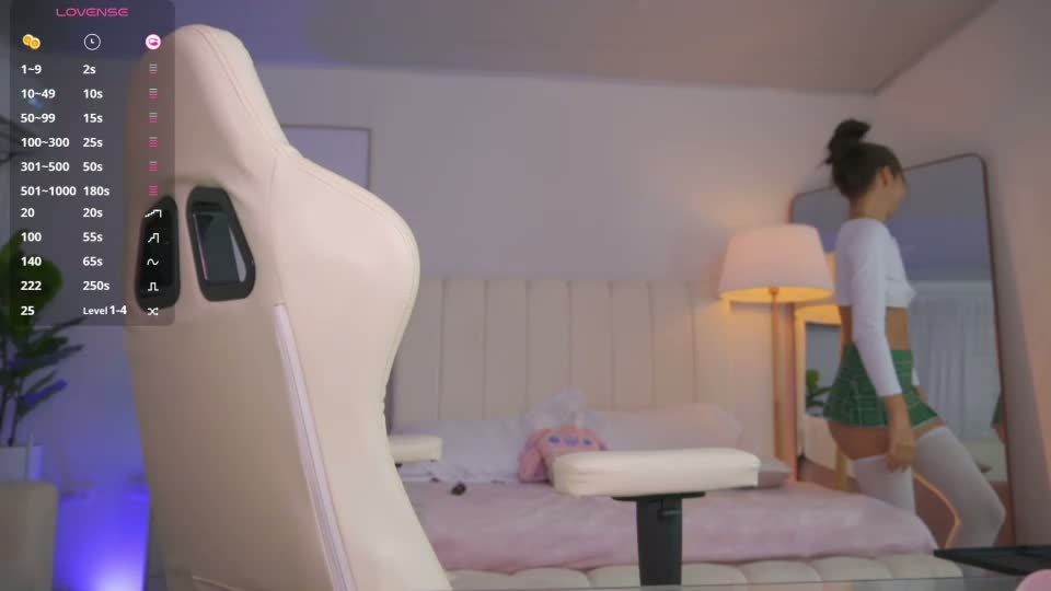 cristal_bunny Adult Chat September 1, 2026