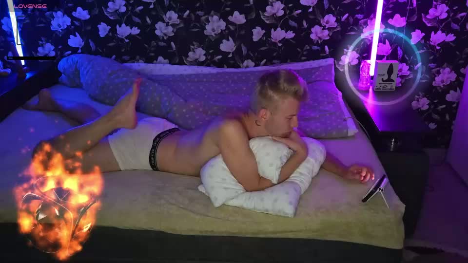 blond_boy69 Adult Chat September 1, 2026
