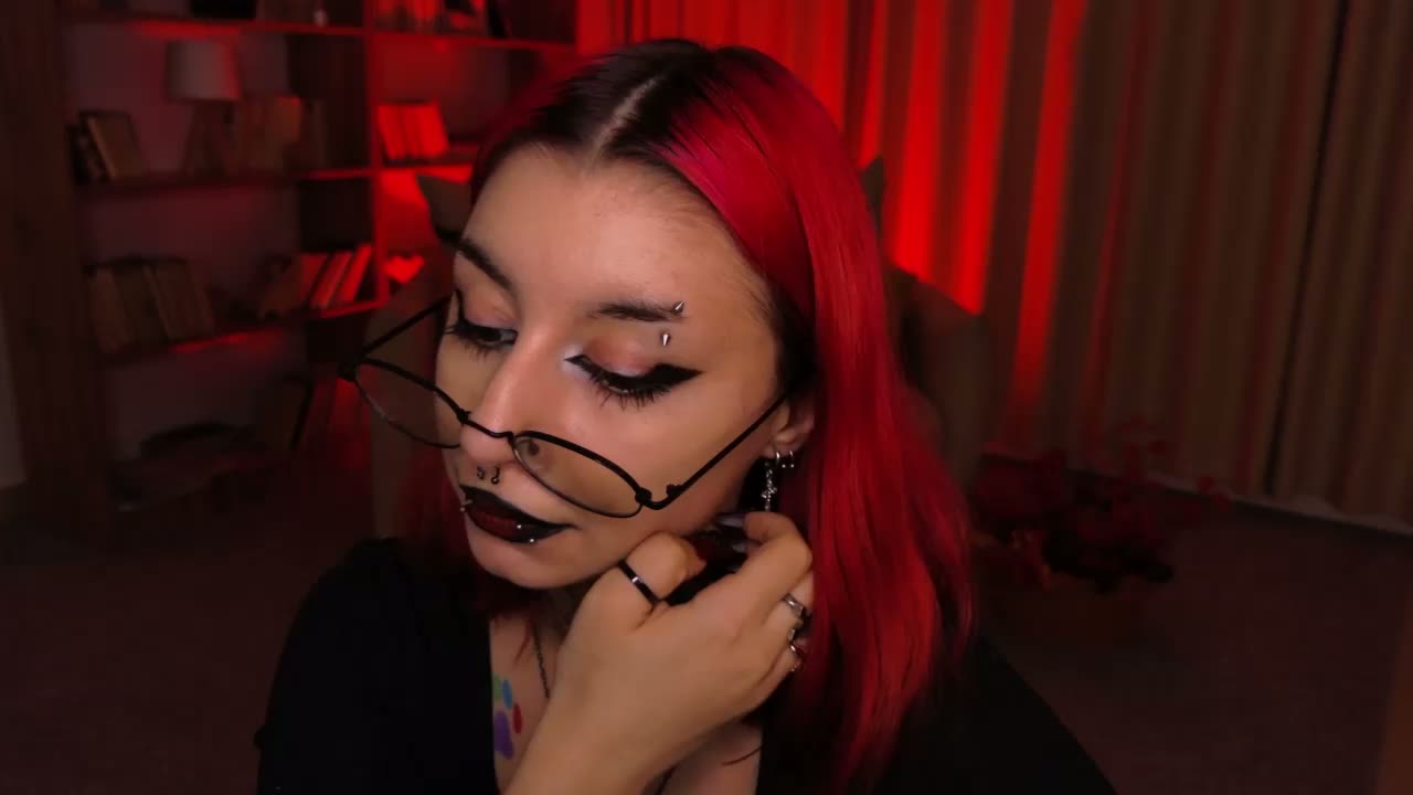 MistressMarcelline Adult Chat September 1, 2026