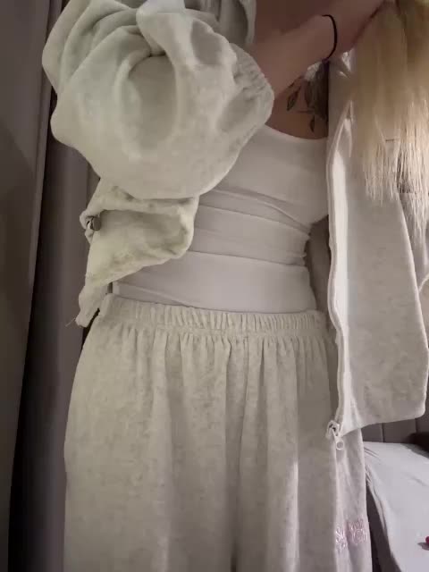 Cristi-Candy Adult Chat September 1, 2026