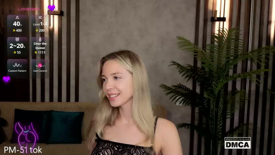 holl1would Adult Chat September 1, 2026