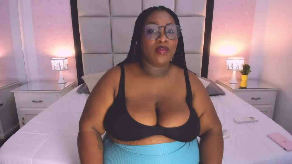 treisyvixen Adult Chat September 2, 2026