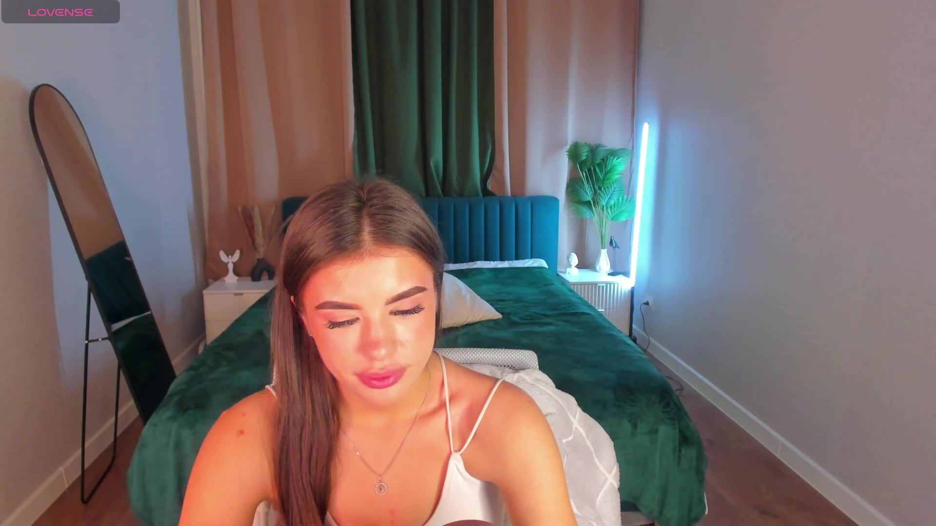 Alisha-Blakee Adult Chat September 2, 2026