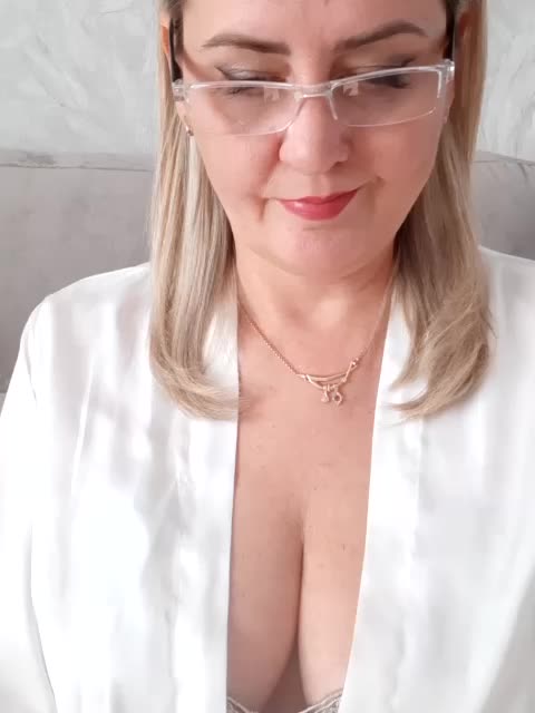 SexiestJess45 Adult Chat September 2, 2026