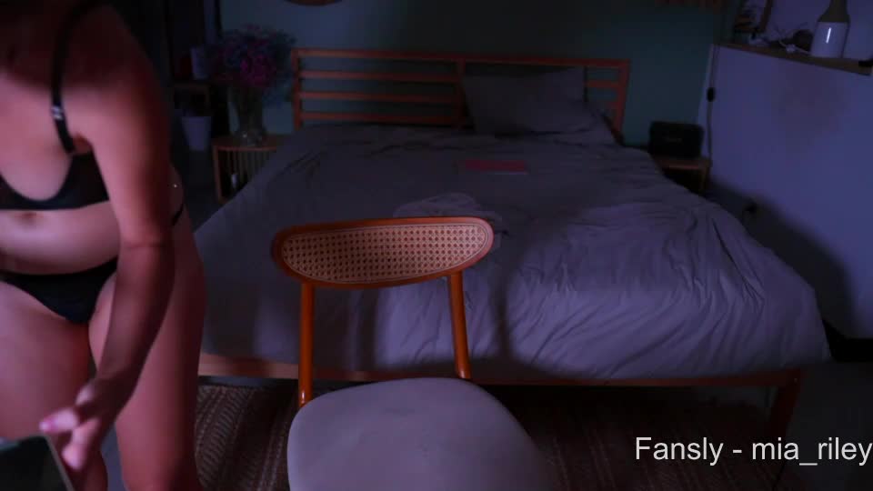 charming_angel_ Adult Chat September 2, 2026