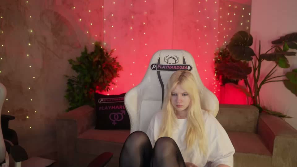 bright_diamonds_054 Adult Chat September 3, 2026