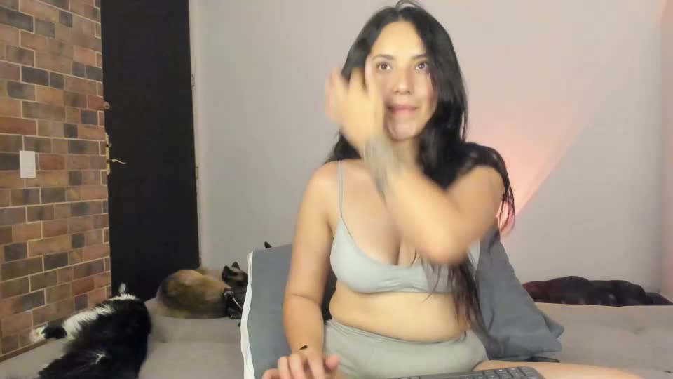 mariaa_paulaa Adult Chat September 3, 2026