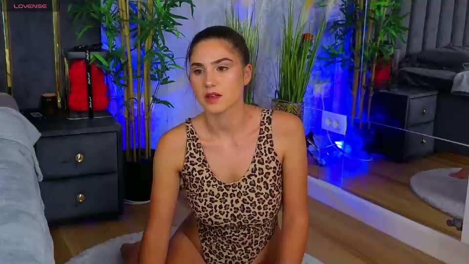 valery_evann Adult Chat September 3, 2026