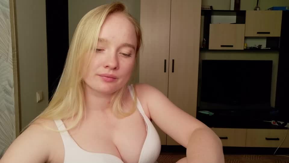 shawty_miia Adult Chat September 3, 2026