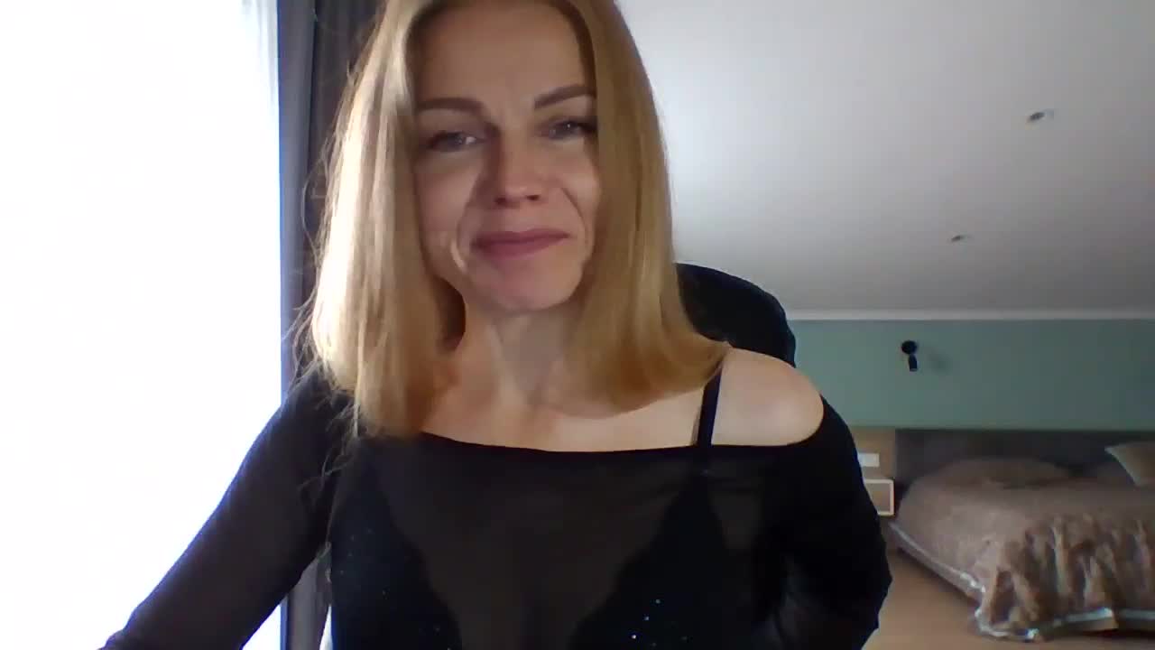 BlondaTina Adult Chat September 3, 2026