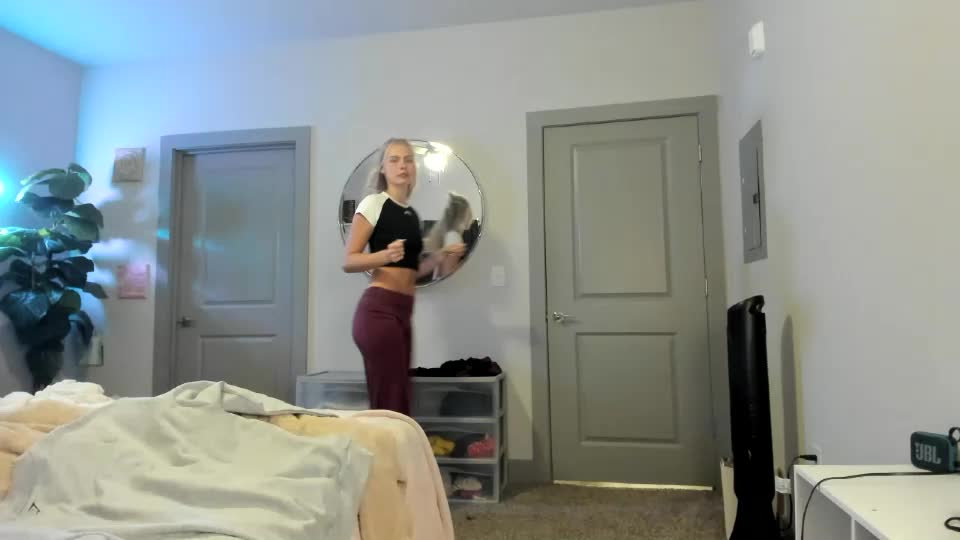 ariah_is_blonde Adult Chat September 3, 2026
