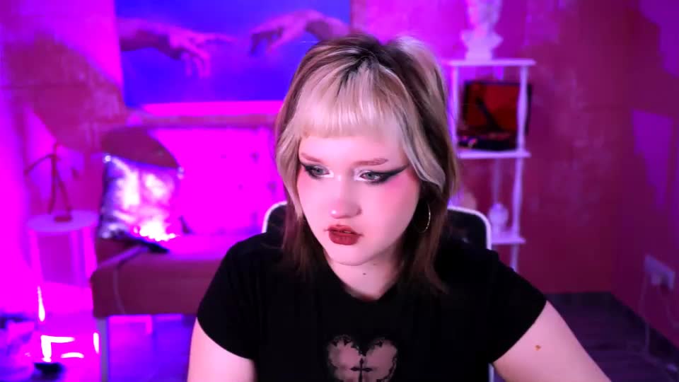 violettwoods Adult Chat September 3, 2026