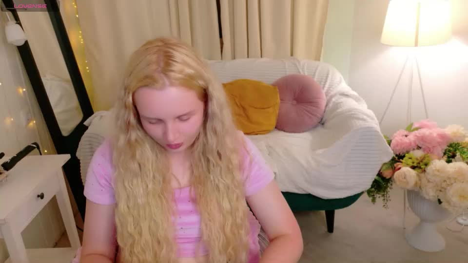 tinasiner Adult Chat September 3, 2026