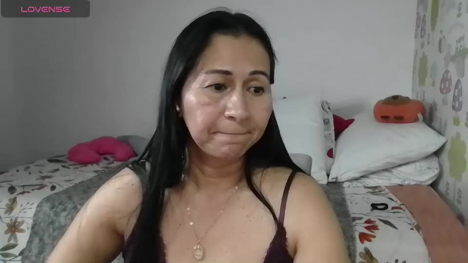 tyna_b Adult Chat September 3, 2026