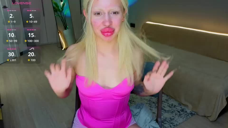 luna_beverly Adult Chat September 3, 2026